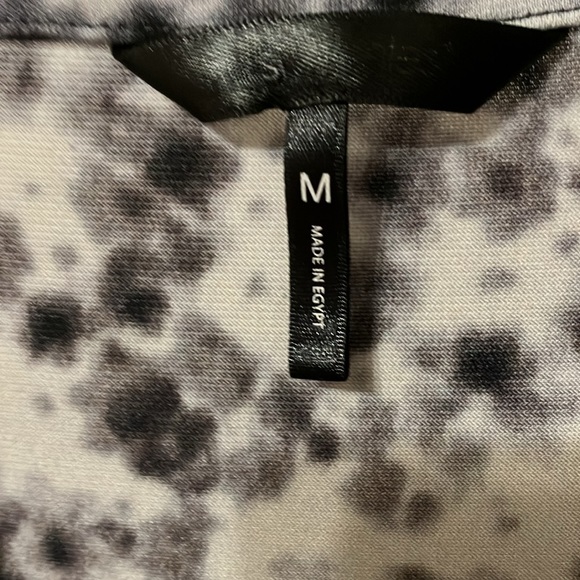 Top - Picture 3 of 4